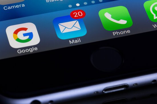 iphone with email notifications
